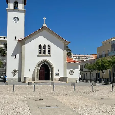Apartmán 1 Bed - Sleeps 4 - 5 Min - Pool - Aircon